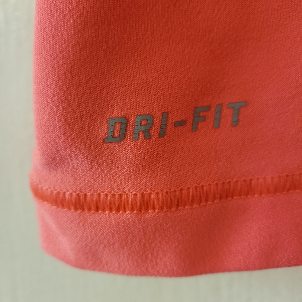 Nike women's Dri Fit Y-back tank Medium - Picture 3 of 7